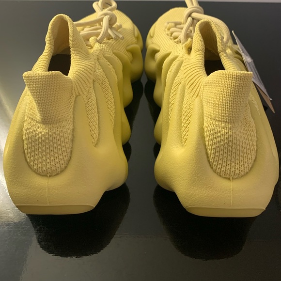 YEEZY 450 - Picture 6 of 7